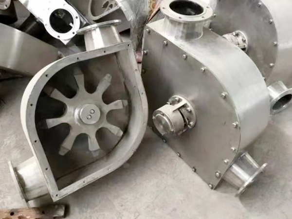 管鏈輸送機