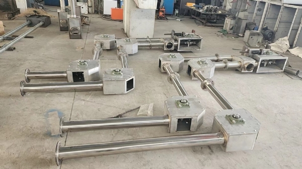 管鏈輸送機